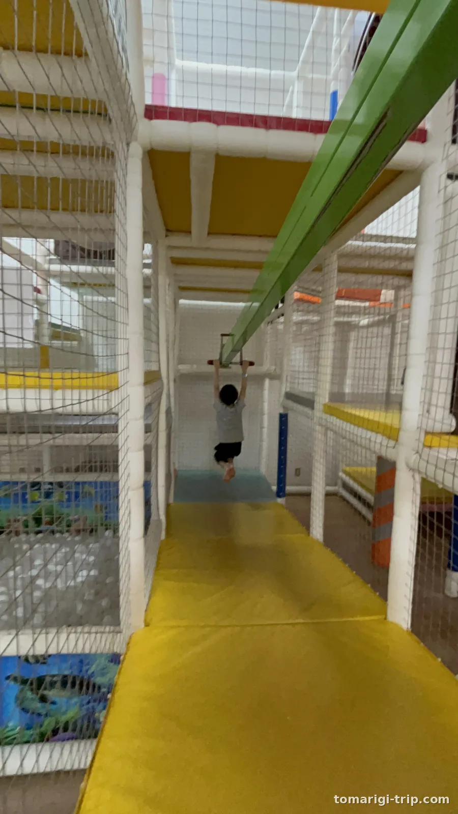 アスレチックの遊具構造